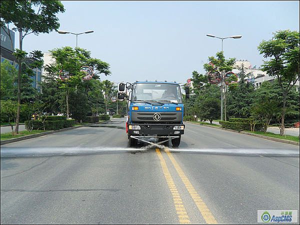 东风145洒水车(12吨)